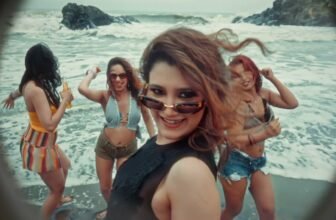 Fursat Lyrics – Aastha Gill | Hindi Song Lyrics — Lyrixwala.com